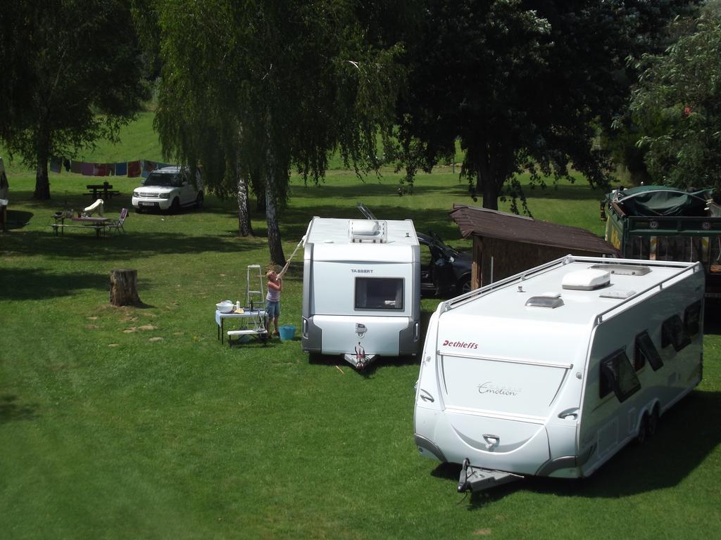 Nyirfas Camping Nagykanizsa Chambre photo